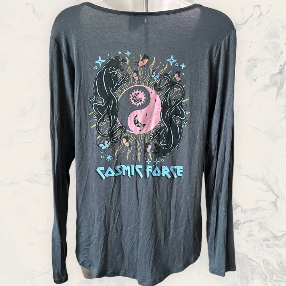 NWOT Stunner California Yin Yang Panther Cosmic Force Long Sleeve - Size L - Gre